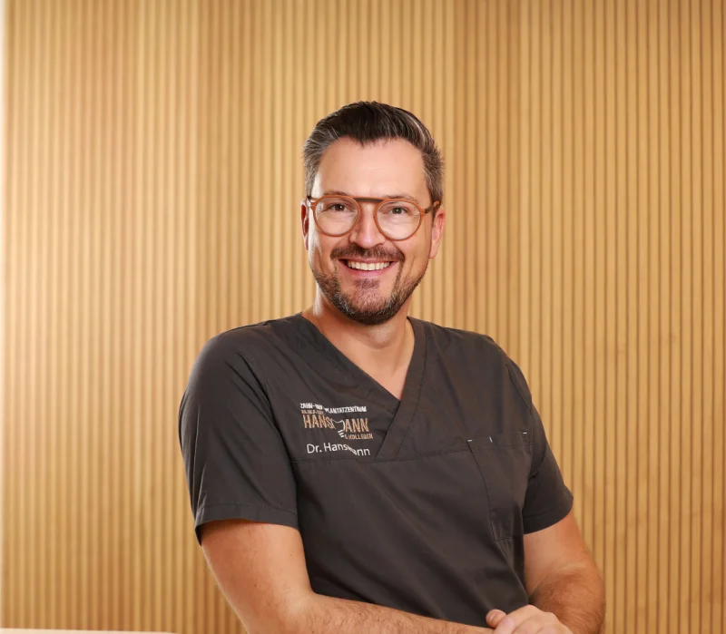 Dr. med. dent. Michael Hansmann | Zahn- & Implantatzentrum Höxter